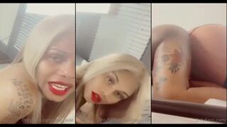 Andy Jaide juego con un consolador con Erin Monroe
