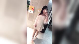 Zhang Sini Risky Masturbation In Public