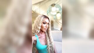 Blonde Mia Isabella Masturbates With Cumshot