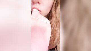 Soapyfate Amateur Footjob POV