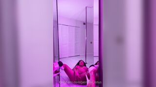 Jasmine Lotus Mirror Play With Dildo