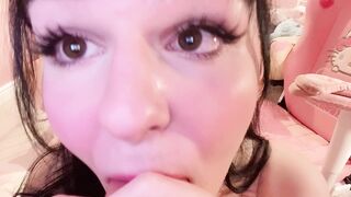 XoAngeldolll Dildo Blowjob With Face Close Up