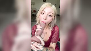 Blonde Molliganbitch Blowjob With Big Dildo