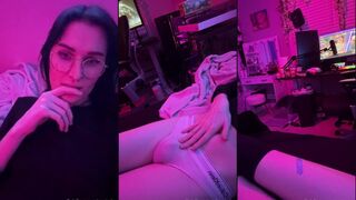 Annie Dro Playing With Dick Through Panties