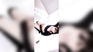 Lunluns Open Mouth Masturbation With Face Close Up