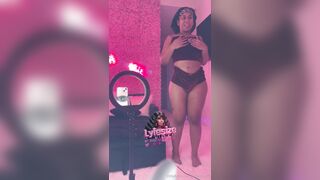 Kendoll Late Night Show With Masturbation