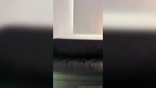 Yuki Onna Fully Nude Masturbation On The Couch