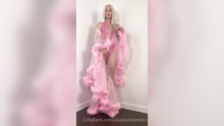 Alaska Hotmess Strips In Pink
