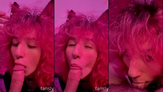 Dino Nuggiess pet Play: pompino bagnato con gola profonda POV
