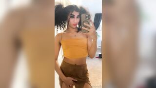 Luma Lavont Upskirt Big Dick Teasing