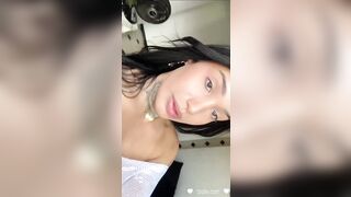 Hot trans girl twerking for her boyfriend