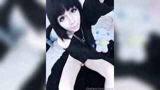 The Cute Ass Of Avam