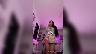 Valentina Wonder Amateur Standing Masturbation With Tits Close Up