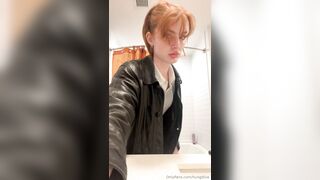 Bambi Snow Sexy Foot With Striptease In The Bathroom